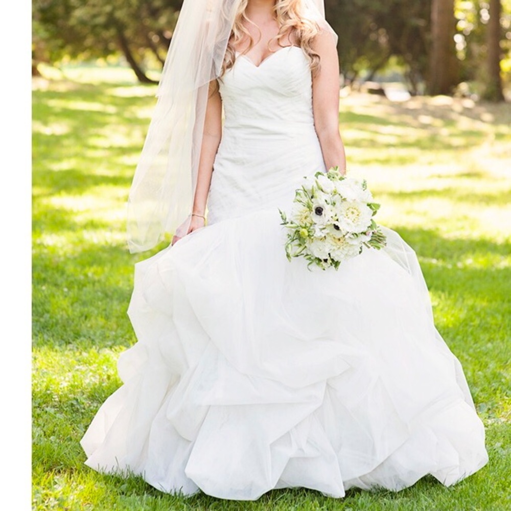 WEDDING GOWN: Anne Barge‎ “Amherst”